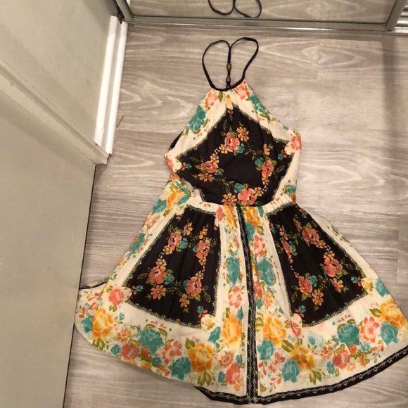 Ecote Dresses & Skirts - Anthropologie Mini Dress 🌺 size 0